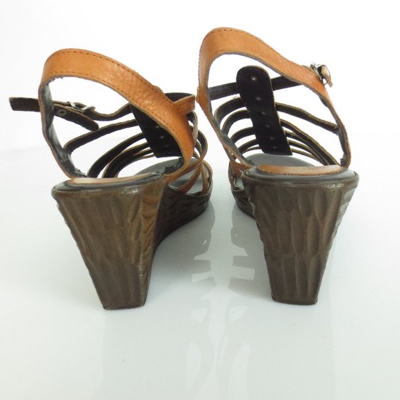 LUCA FERRI Collection Brown Leather Wedge Shoes - Picture 4 of 6